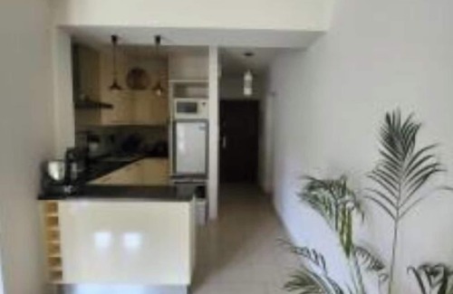 Ganshoren Appartement | Bright apartment with private terrace right next to the Basilix