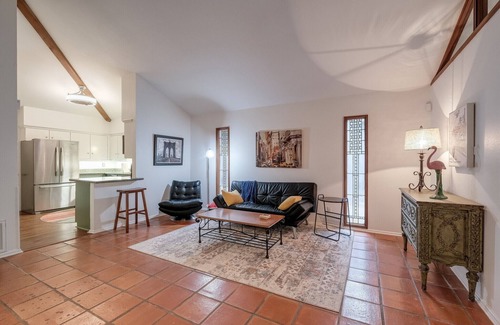 Oak Park - Northwood Maison | Bright & airy 3 bedroom home centrally located in zip 78209!