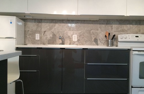 Queens Appartement | Lumineux, tout le nouveau semi-sol Appartement