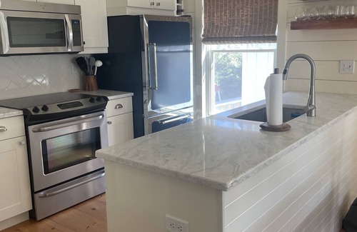 Manasquan Maison | Bright and Airy Beach House-close to beach and inlet for paddleboard/kayaking