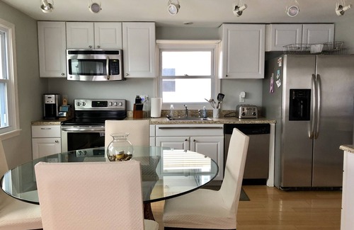 Barnegat Light Maison | Lumineux et spacieux - Duplex appartenant à la famille - Vues sur le phare de Barnegat