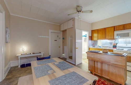 Troy Appartement | Une chambre lumineuse et confortable, quartier calme du centre-ville - séjour prolongé