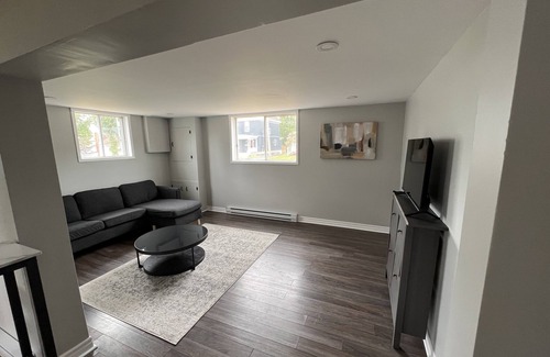 New Glasgow Appartement | Bright and fresh basement apartment, newly renovated.