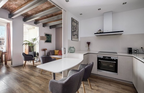 la Vila de Gracia Appartement | Bright and Quiet Duplex Apartment
