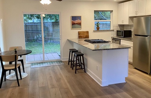 Austin Maison | Bright and stylish two bedroom home in the heart of South Austin