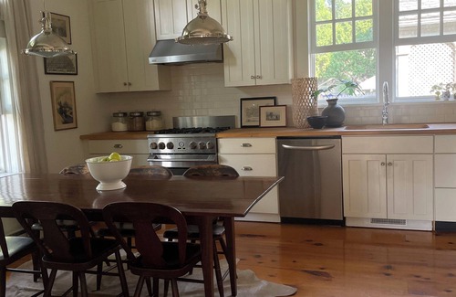 Muncy Maison | Bright and Sunny Historic 3-bedroom house in quaint Muncy