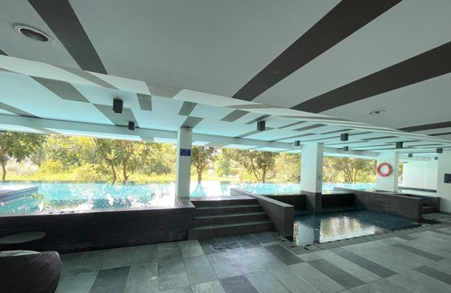 Bang Tao Appartement | Cozy lagoon view apartment at Boat Avenue