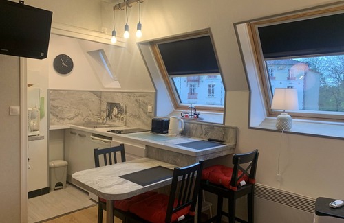 La Roche-Posay Appartement | Appartement lumineux avec climatisation et WIFI, proche des Thermes St Roch