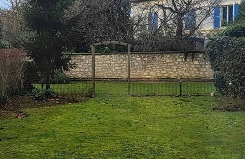 Maisons-Alfort Appartement | Bright Apartment With Garden Near Paris & Bois de Vincennes, all Commodities