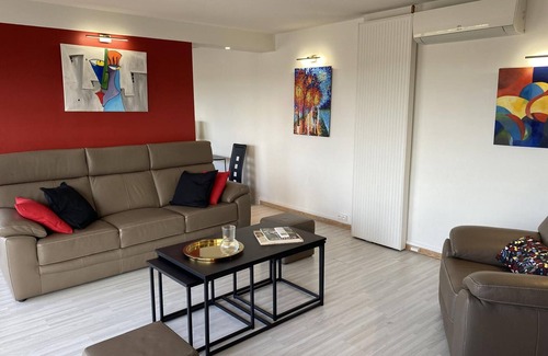 Moulins Appartement | Appartement lumineux à Moulins avec terrasse et proche centre