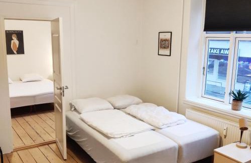 Aalborg Appartement | Bright Apartment near Harbor and pedestrian street
