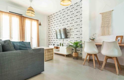 La Goleta Appartement | Bright apartment near the historic center by REMS