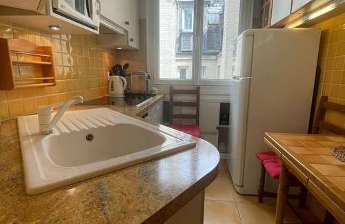 Parc-de-Montsouris Appartement | Bright Apartment with Balcony - Paris 14th, Alésia