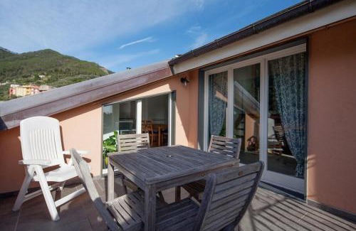 Cinque Terre Appartement | Bright Attic in Monterosso with Sea View Terrace