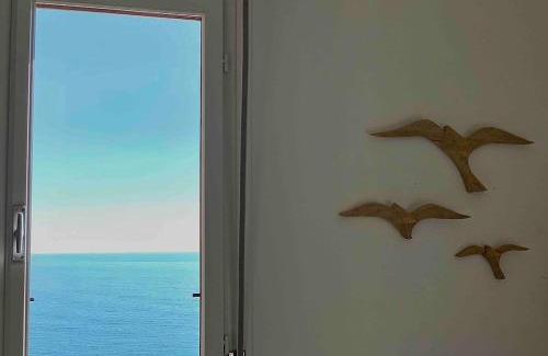 Cinque Terre Appartement | Bright Attic in Monterosso with Sea View Terrace