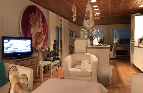 Biddeford Pool Cottage | Bright Beach Cottage, Vues sur la mer, Chiens OK, Lune de miel, Mariages