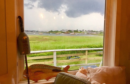 Biddeford Pool Cottage | Bright Beach Cottage, Vues sur la mer, Chiens OK, Lune de miel, Mariages