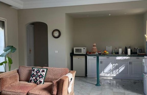 Giza Maison | Bright Bedroom near The Pyramids room 1