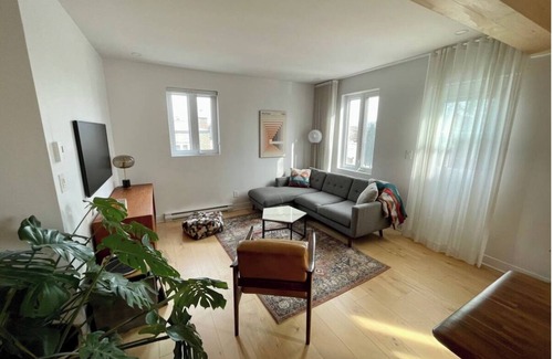 Tetreaultville Copropriété | Appartement calme, lumineux et moderne