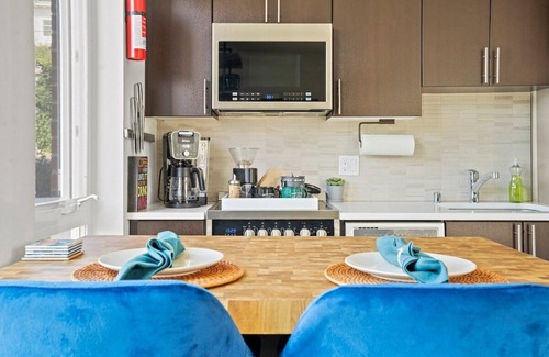 Capitol Hill Copropriété | Bright Capitol Hill Condo | Great Location & Views