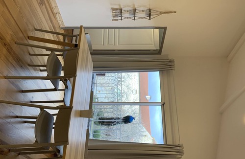 Vic-le-Comte Maison | appartement de charme lumineux dans propriété privée proches commodités