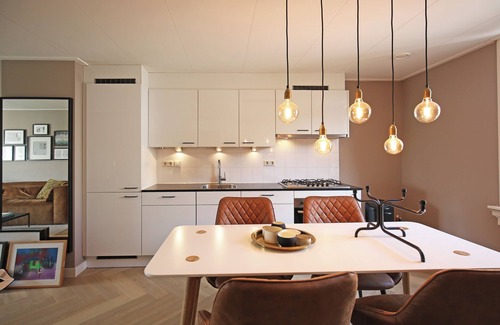 IJsselbuurt Appartement | Bright City Retreat near Center & RAI" with perfect WIFI