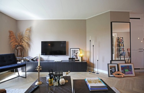 IJsselbuurt Appartement | Bright City Retreat near Center & RAI" with perfect WIFI