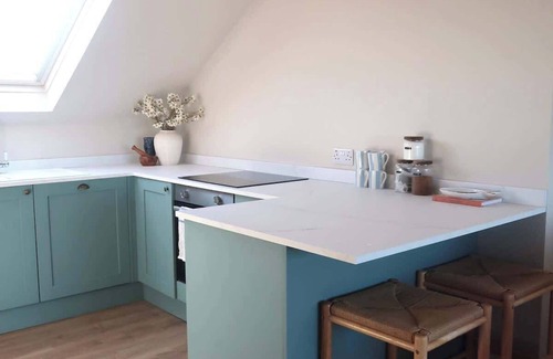Donaghadee Appartement | Bright Coastal Retreat – Stunning Sea Views