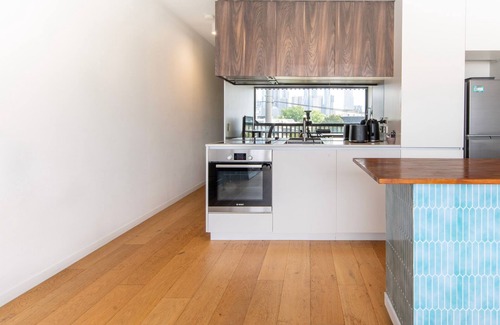 West Melbourne Appartement | Bright & Comfortable 1BR in West Melbourne