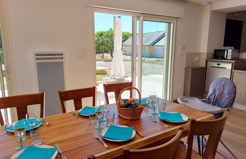 Peuton Cottage | Gîte lumineux avec wifi, animaux admis, parking, proche Château-Gontier