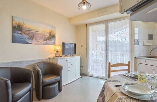 Barbotan-les-Thermes Appartement | Bright Cozy T2 with Balcony and Free Wi-Fi Near the Spas