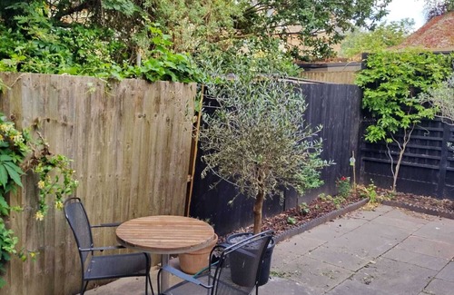 Crouch End Maison | Chambre double lumineuse au nord de Londres avec salle de bain