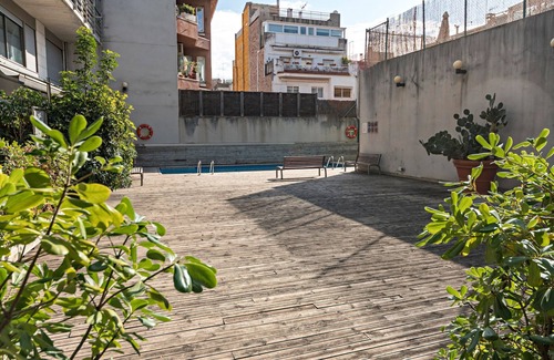El Putget i Farro Appartement | Bright Duplex with a Spacious Terrace