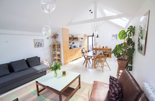 Montreuil Maison | Maison en bois lumineuse et écologique – havre de paix aux portes de Paris