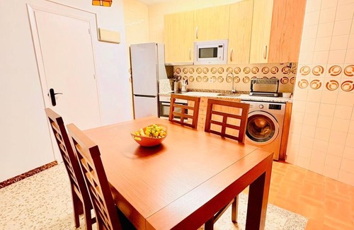 Dos Hermanas Maison | Bright House in the Heart of Dos Hermanas