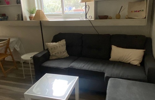 Villa Park Maison | Bright House Unit: Your Private Retreat!