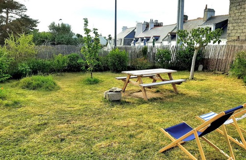 Le Palais Maison | Maison lumineuse avec jardin, proche de Palais, Citadelle, plage de Castoul