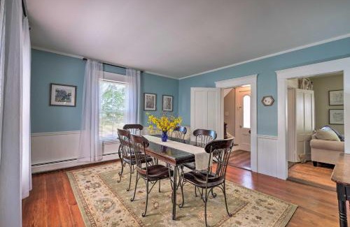 Wolfeboro Maison | Bright Lake Winnipesaukee Home - Walk to Town