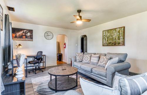 Muncie Maison | Bright Muncie Home with Yard about 2 Mi to Downtown!