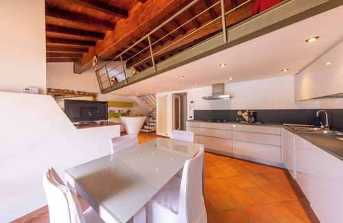 Colonno Appartement | Bright penthouse on Lake Como with breathtaking view.