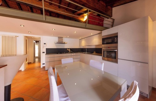 Colonno Appartement | Bright penthouse on Lake Como with breathtaking view.
