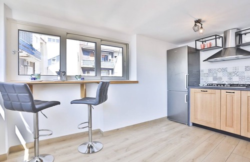 Posillipo Appartement | Bright recently renovated apartment with lateral sea view, which sleeps two people in great comfort. The accommodation is located in a period building in the enchanting Posillipo district and is the ideal base for reaching the Fuorigrotta fair area and V