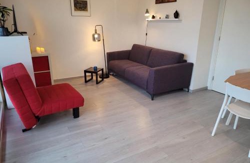 Slotervaart Maison | Bright room with kitchen