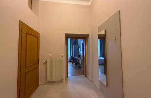 Meidling Hôtel | Bright rooms by Schönbrunn, next to U6 Niederhofstraße