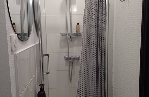 Saint-Ouen Appartement | Bright small studio Paris Saint Ouen - Line 14 &13