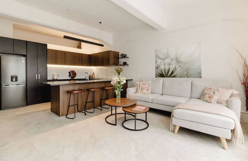 Te Aro Appartement | Bright & Spacious 1BR Apt | Central City Stay