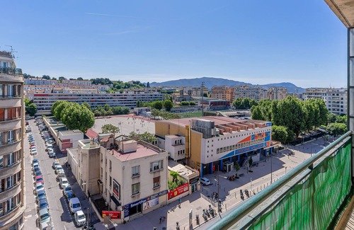 Blancarde Appartement | Bright, spacious apartment, not overlooked and close to all amenities.