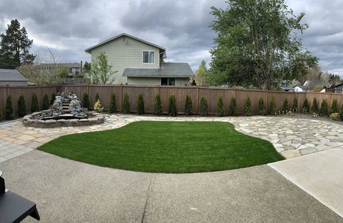 Kent Maison | BRIGHT & SPACIOUS MODERN HOUSE WITH GORGEOUS LANDSCAPE + AC SEATTLE