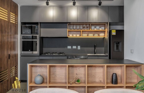 La Florida Appartement | Bright & Spacious, Poblado/BBQ - Morph 502