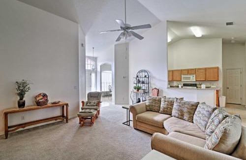 Spring Hill Maison | Bright Spring Hill Home 5 Mi to Weeki Wachee Park